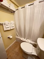 Casablanca Oceanside Inn