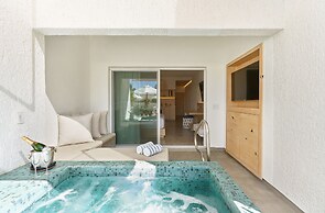 Bahia Hotel & Beach House
