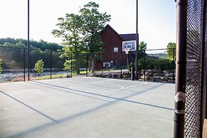 StoneBridge Resort