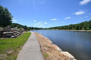 StoneBridge Resort