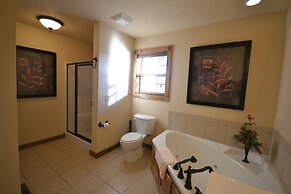 StoneBridge Resort