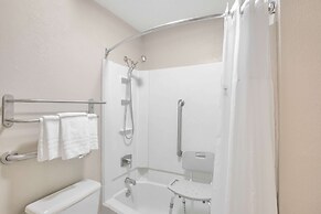 Super 8 by Wyndham Brinkley