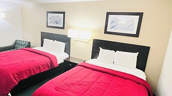 Pinckeyville Inn and Suites