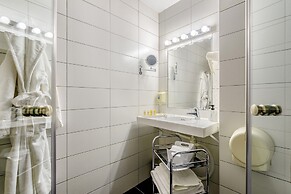 The Brothers Karamazov Hotel