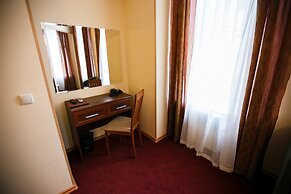 Sonata on Mayakovskogo