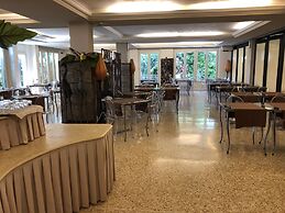 JR Resort Logos Forte dei Marmi