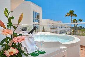 Protur Vista Badía Aparthotel