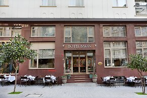 Barin Hotel