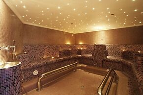 Grand Plaza Hotel & Wellness