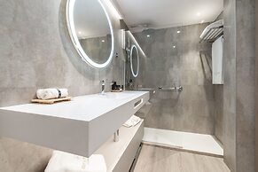Grand Plaza Hotel & Wellness