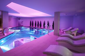 Grand Plaza Hotel & Wellness