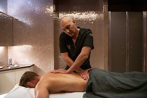 Grand Plaza Hotel & Wellness