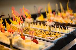 Ocean Blue & Sand Beach Resort - All Inclusive