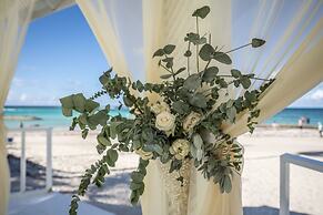 Ocean Blue & Sand Beach Resort - All Inclusive