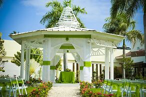 Ocean Blue & Sand Beach Resort - All Inclusive