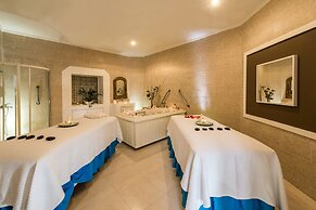 Ocean Blue & Sand Beach Resort - All Inclusive