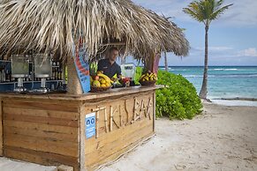 Ocean Blue & Sand Beach Resort - All Inclusive