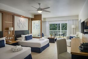 Ocean Blue & Sand Beach Resort - All Inclusive