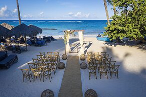 Ocean Blue & Sand Beach Resort - All Inclusive