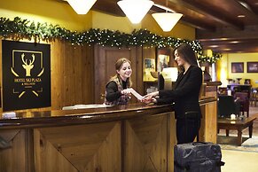 Ski Plaza Hotel & Wellness