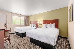 Econo Lodge Cherokee Near River Park