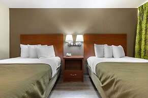 Econo Lodge Cherokee Near River Park