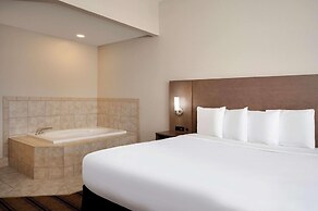 Country Inn & Suites by Radisson Albertville near Outlet Mall