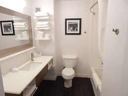 Hampton Inn Heath-Newark