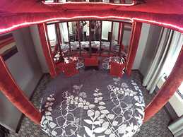 Red Carpet Inn Elmwood Park