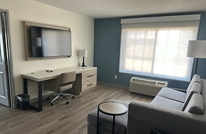 La Quinta Inn & Suites by Wyndham Albuquerque Midtown