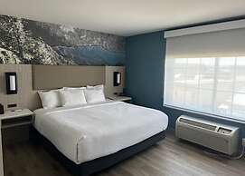 La Quinta Inn & Suites by Wyndham Albuquerque Midtown