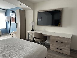 La Quinta Inn & Suites by Wyndham Albuquerque Midtown