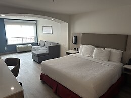 La Quinta Inn & Suites by Wyndham Albuquerque Midtown