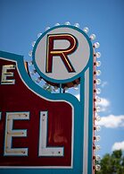 Circle R Motel
