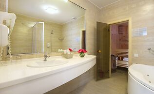 Nevsky Grand Apartments