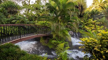Tabacón Thermal Resort & Spa