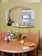 Hotel And Suites Galeria