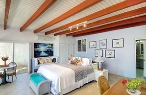 Fort Recovery Beachfront Villa & Suites Hotel