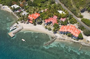 Fort Recovery Beachfront Villa & Suites Hotel