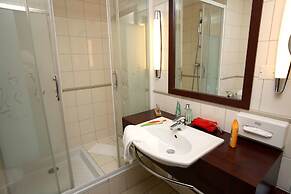 Kyriad Prestige Clermont-Ferrand