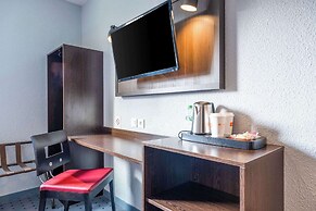 Comfort Hotel Clermont St Jacques