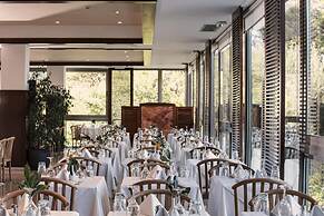 Kontokali Bay Resort & Spa