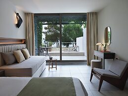 Kontokali Bay Resort & Spa