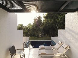 Kontokali Bay Resort & Spa