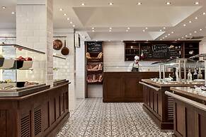 Kontokali Bay Resort & Spa