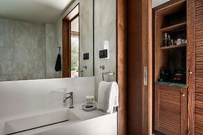 Kontokali Bay Resort & Spa