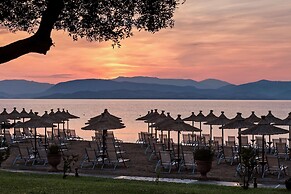 Kontokali Bay Resort & Spa