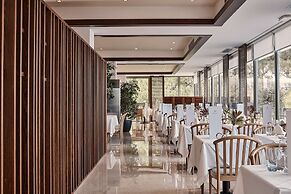 Kontokali Bay Resort & Spa