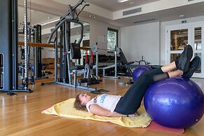 Kontokali Bay Resort & Spa