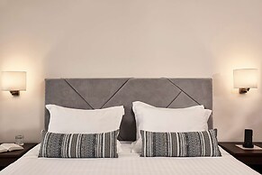 Kontokali Bay Resort & Spa